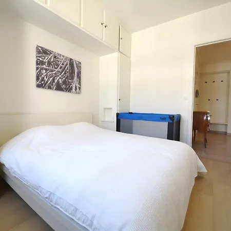 Daire Near Sailing Club Bruges *