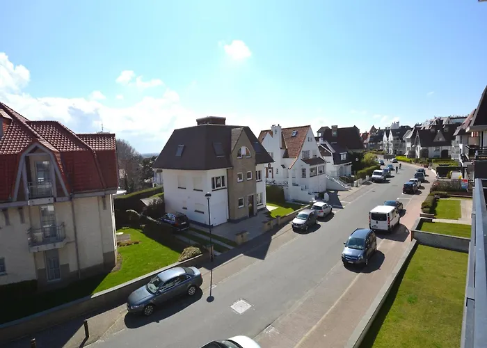 Near Sailing Club Bruges Daire *